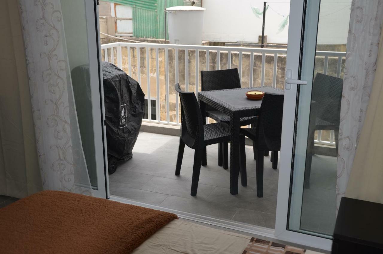 Pilgrim'S Rest Apartments Gzira Exteriör bild