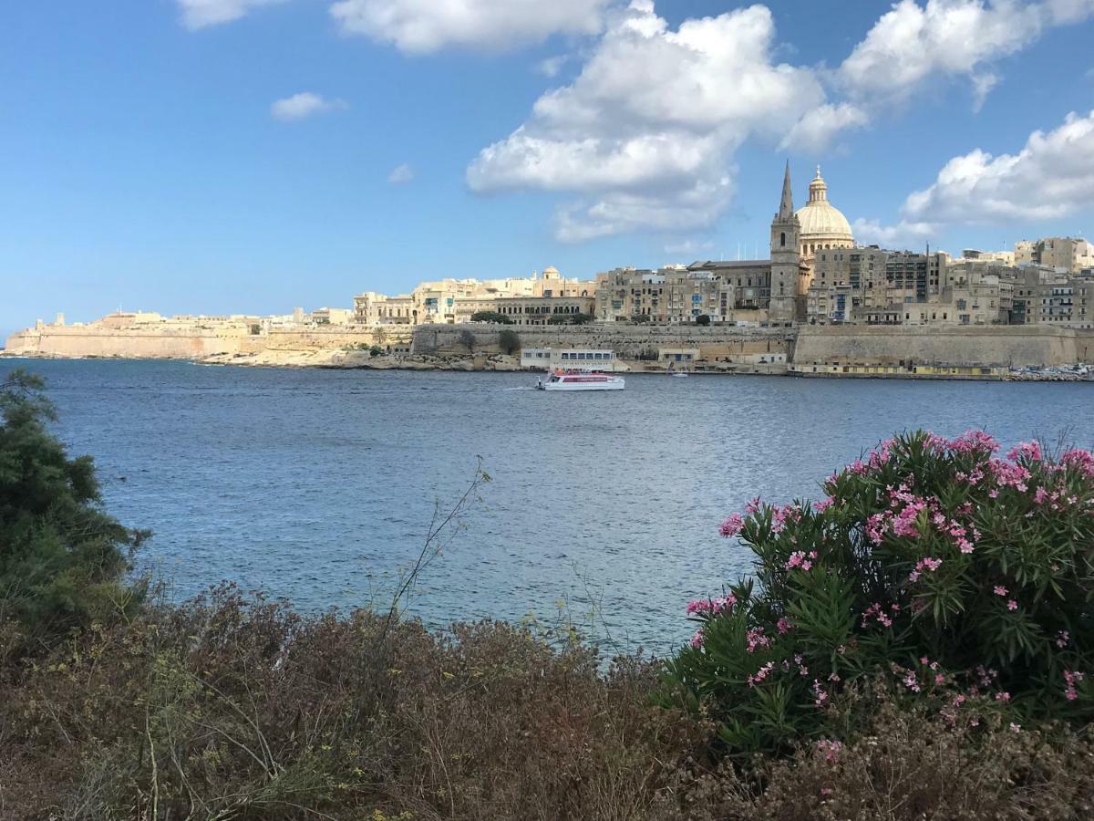 Pilgrim'S Rest Apartments Gzira Exteriör bild